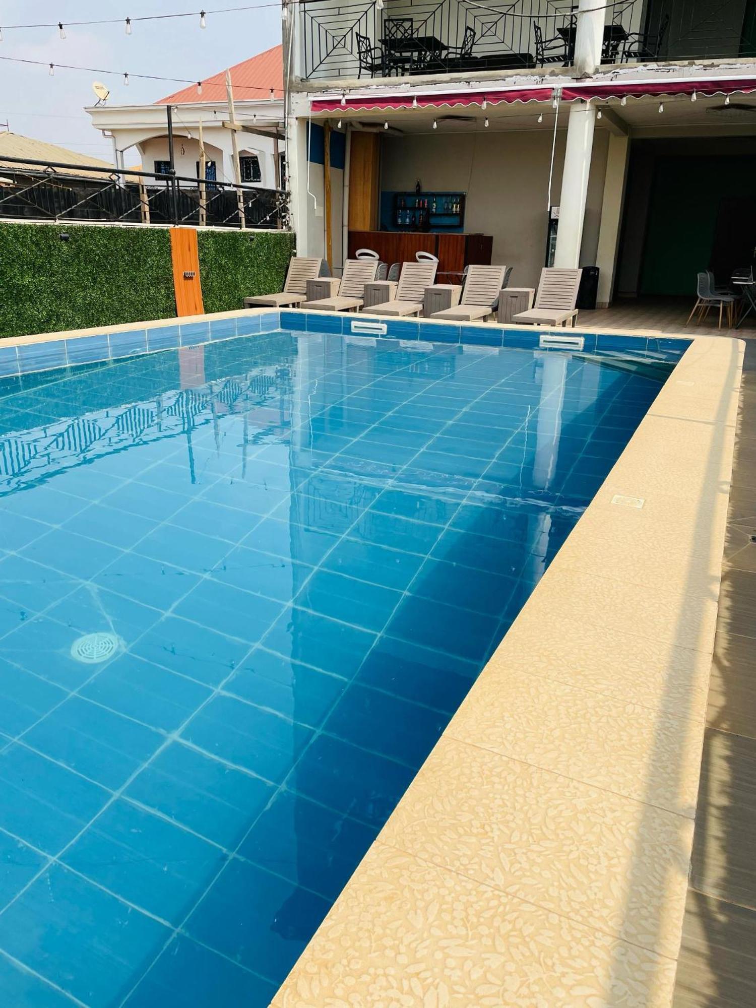 Cincinnati Hotel Yaounde Luaran gambar